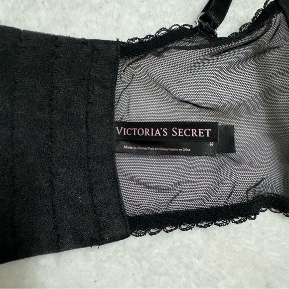 Victoria’s Secret Bra 32C - Picture 2 of 7